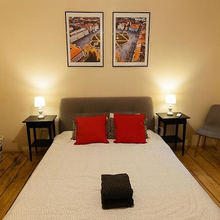 Chic Apartment In Historical City Center Timişoara Exterior foto